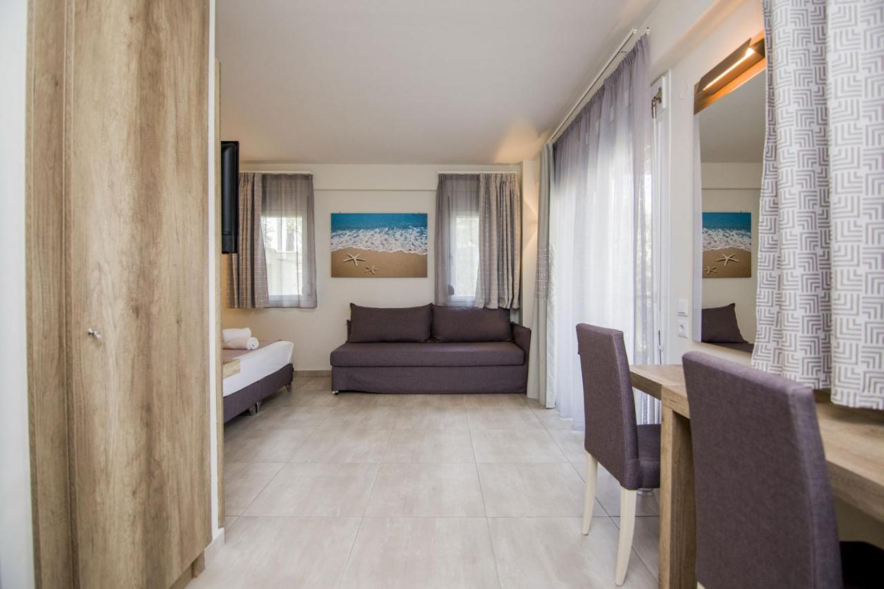 Armonia Resort โอฟรีนีออน ภายนอก รูปภาพ